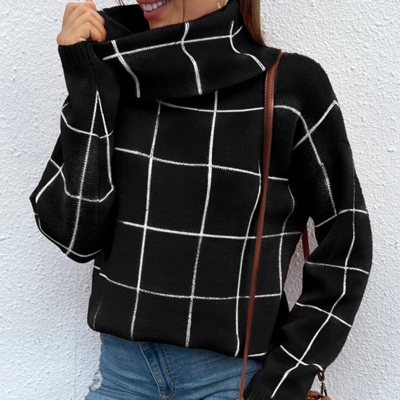 NWT, Lavishly Paris Women's Black Grid Pattern Turtleneck  Sweater. - Picture 11 of 16